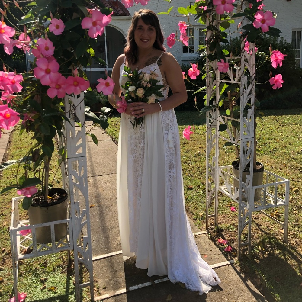 Beautiful boho style wedding dress